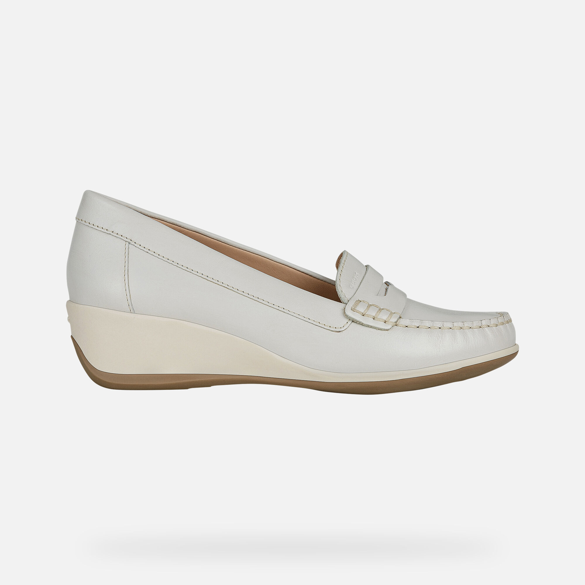 Geox ARETHEA Woman: Off White Loafers 